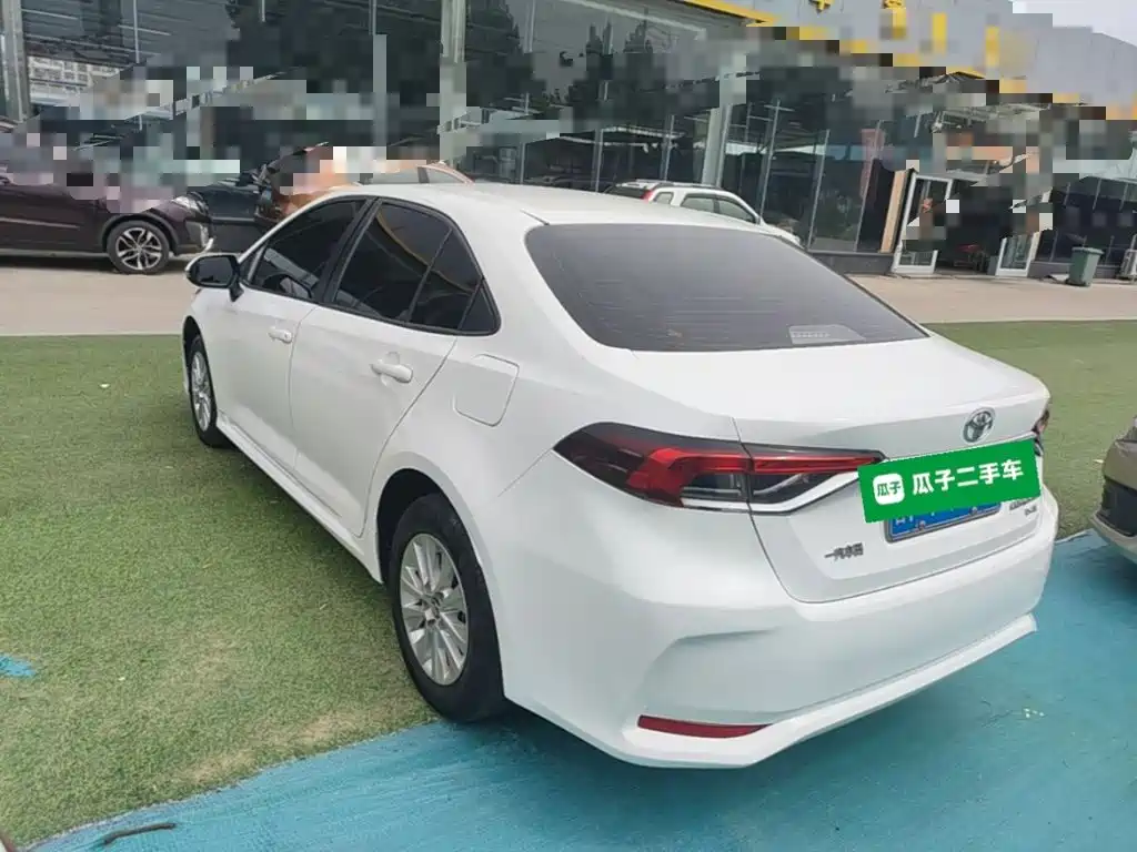 Toyota Corolla — миниатюра 5