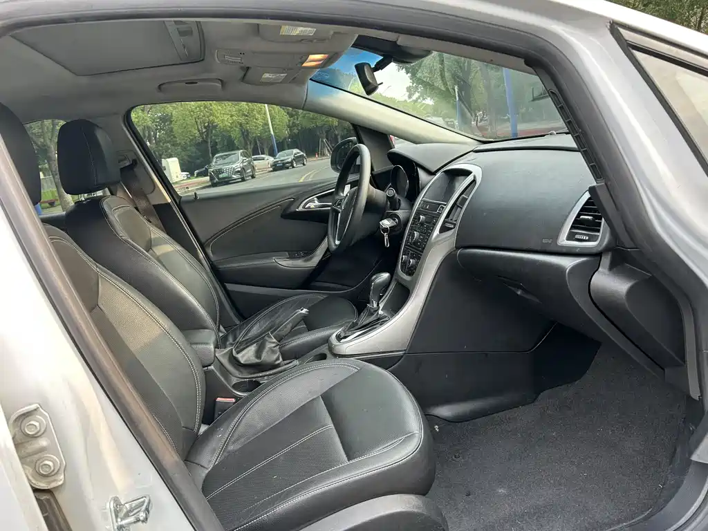 Buick Excelle 2013 GT 1.6L AT Fashion