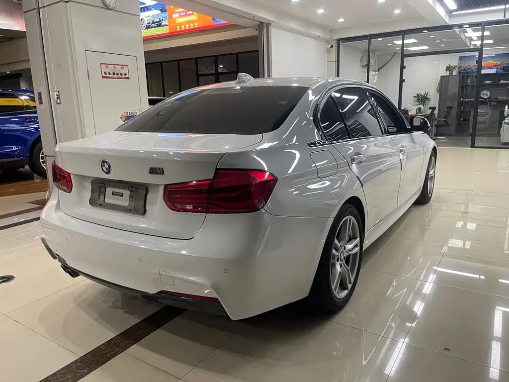 BMW 3 Series — миниатюра 6
