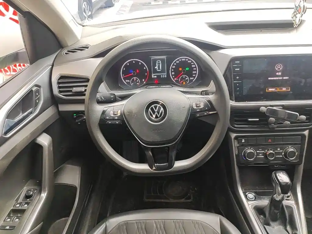 Volkswagen T-Cross — миниатюра 11