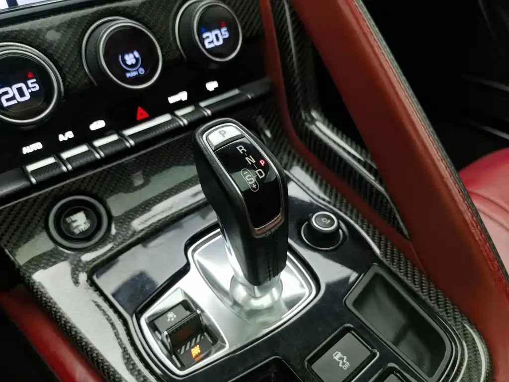 Jaguar F-TYPE — миниатюра 13