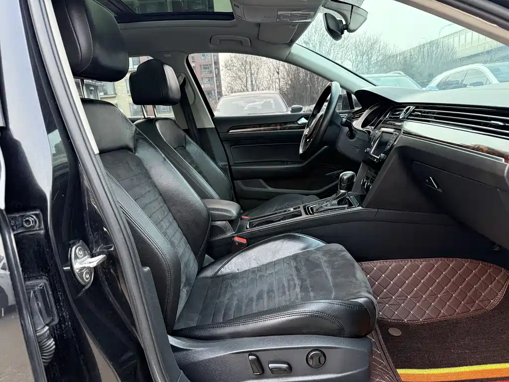 Volkswagen Magotan 2017 330TSI DSG Lead