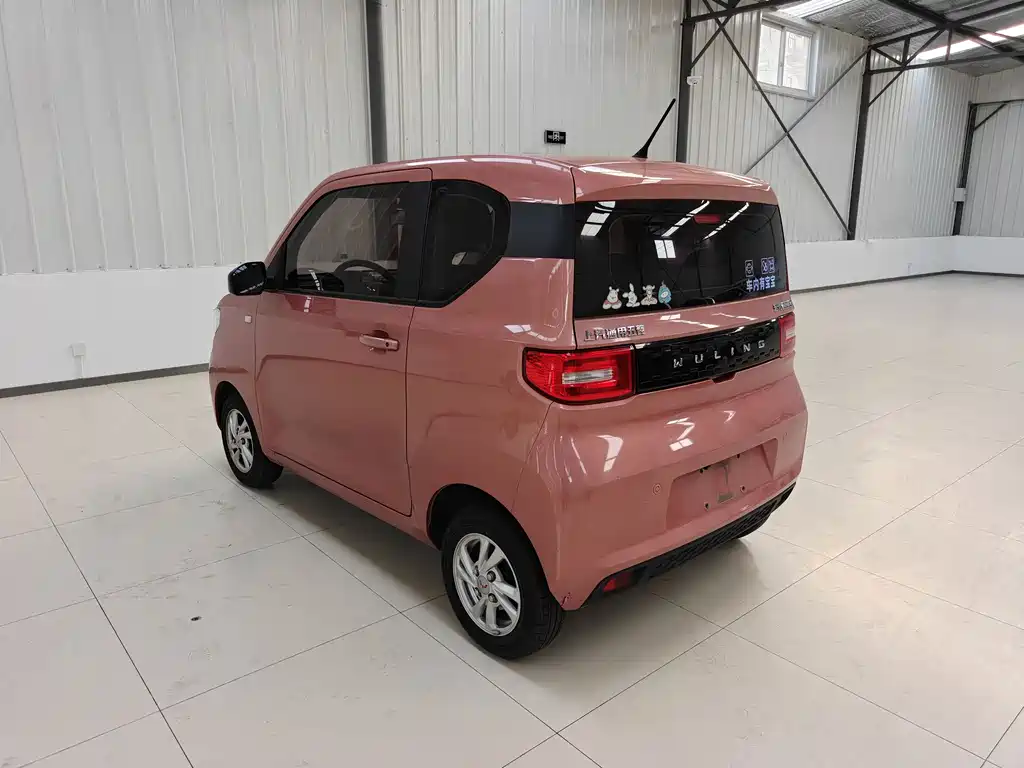 Wuling MINIEV — миниатюра 4