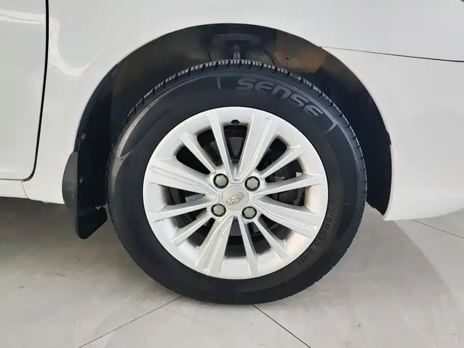 Geely King Kong — миниатюра 6