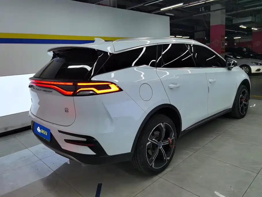 BYD Tang New Energy — миниатюра 3