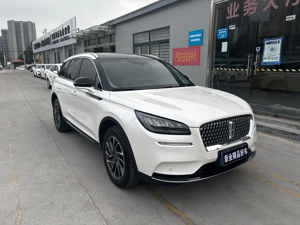 Lincoln Corsair 2022 2.0T Premium