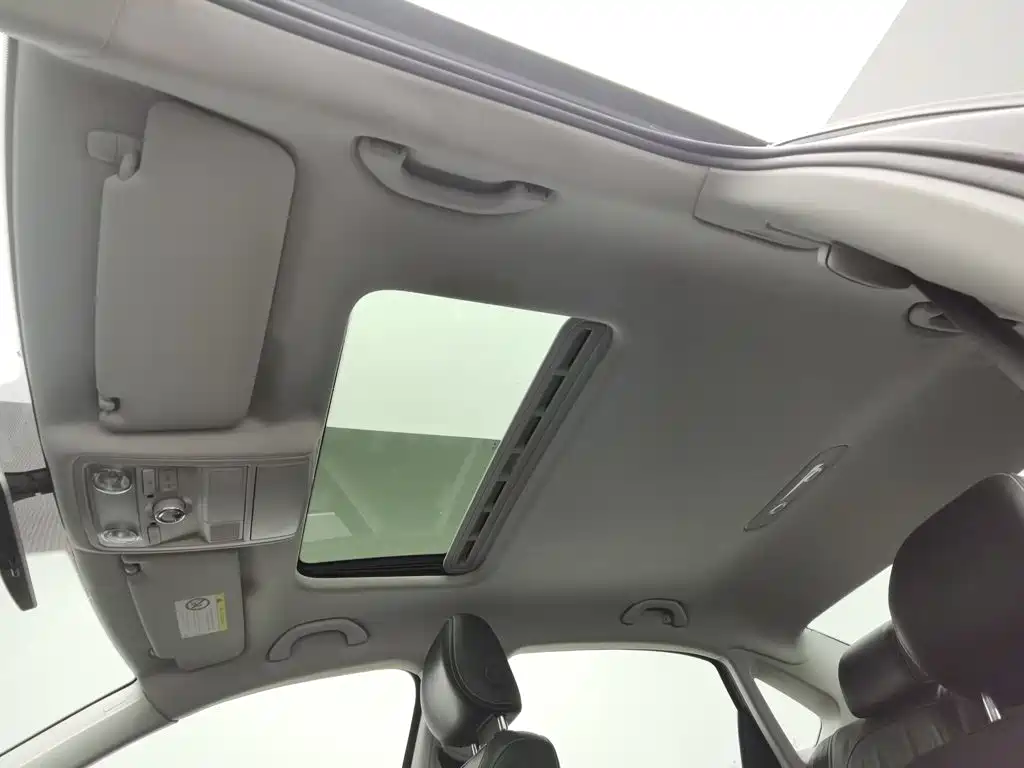 Volkswagen Passat — миниатюра 14