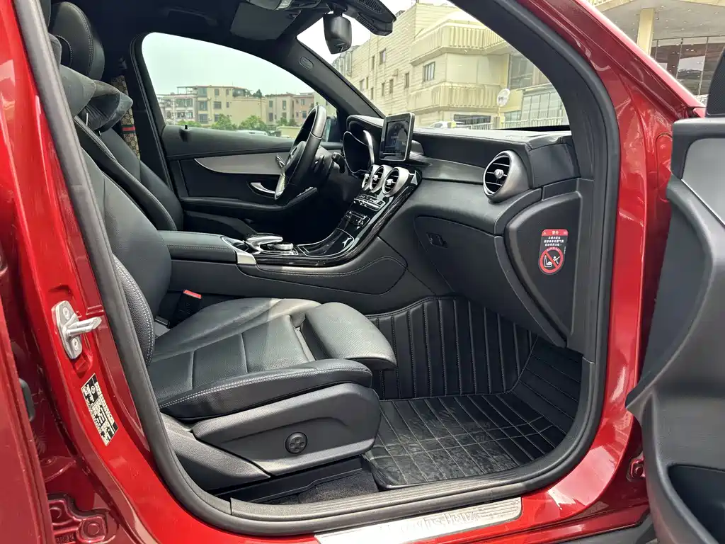 Mercedes-Benz GLC Coupe — миниатюра 13