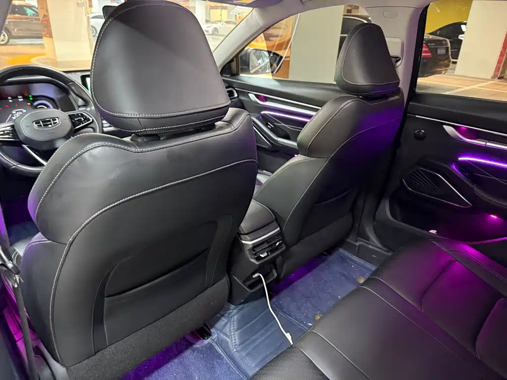 Geely Emgrand — миниатюра 13