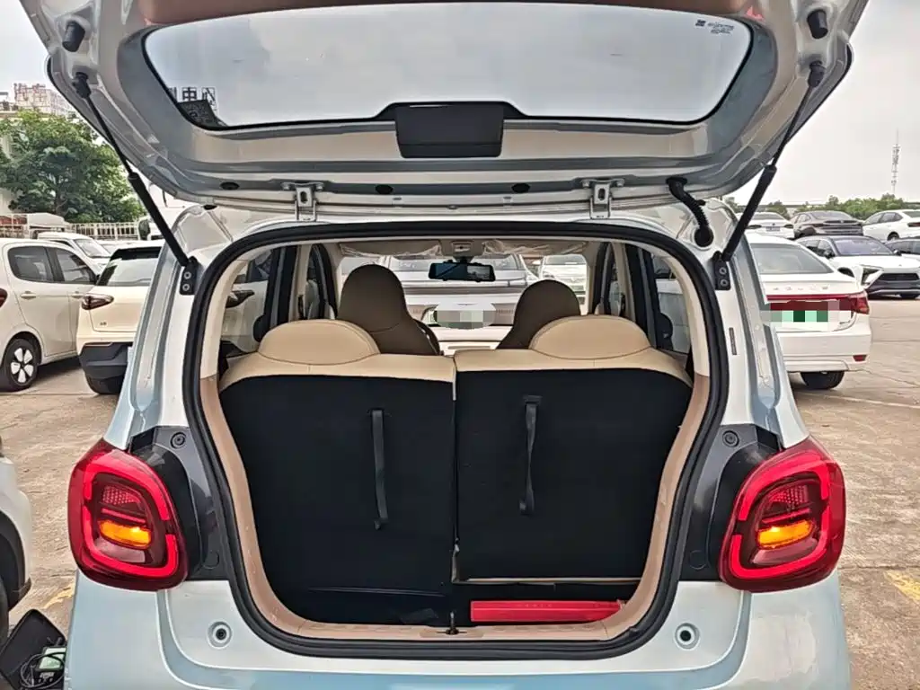 Wuling MINIEV — миниатюра 19