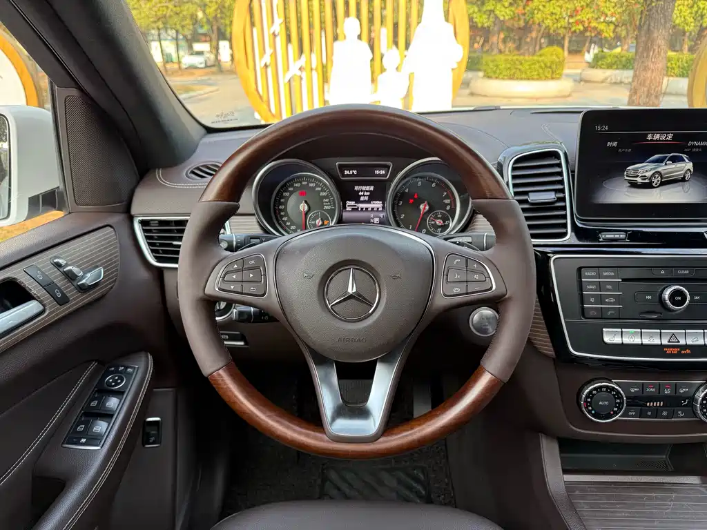 MERCEDES-BENZ GLE