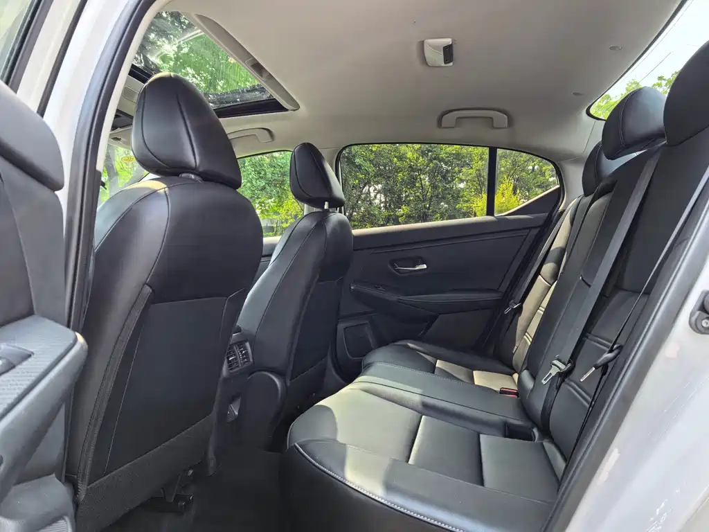 Nissan Sylphy — миниатюра 9