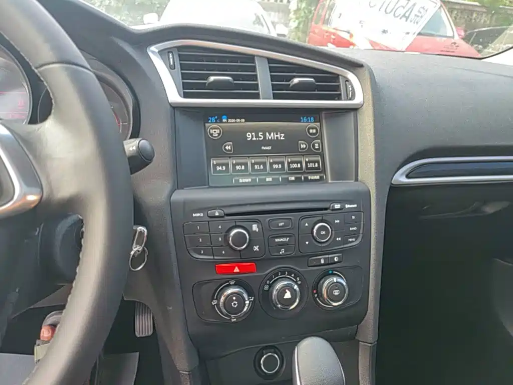 Citroen C4L — миниатюра 13