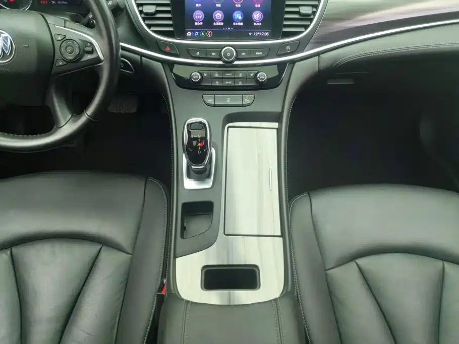 Buick LaCrosse — миниатюра 16