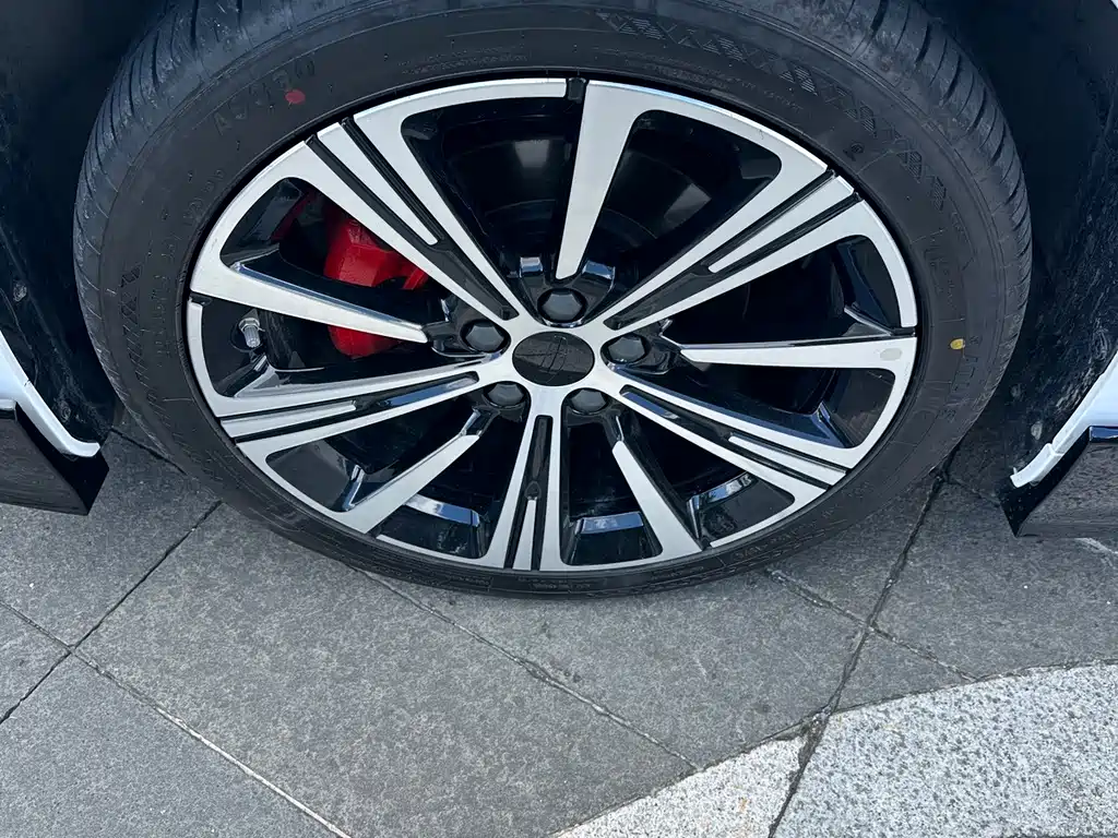 Geely Xingrui — миниатюра 4