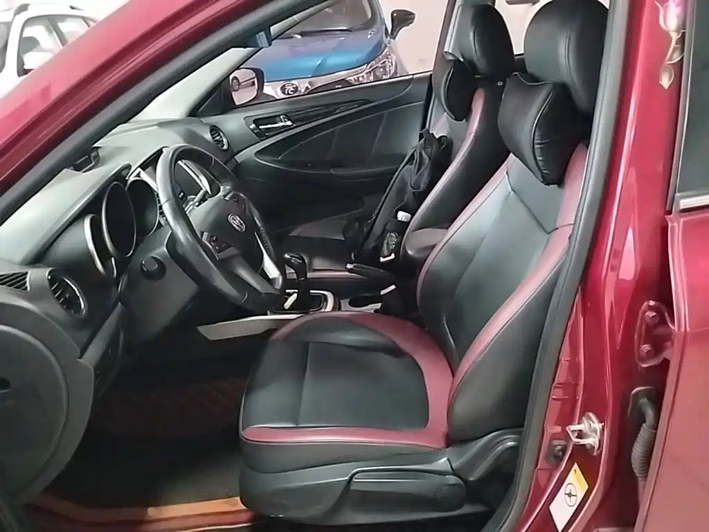 Changan Eado XT — миниатюра 15