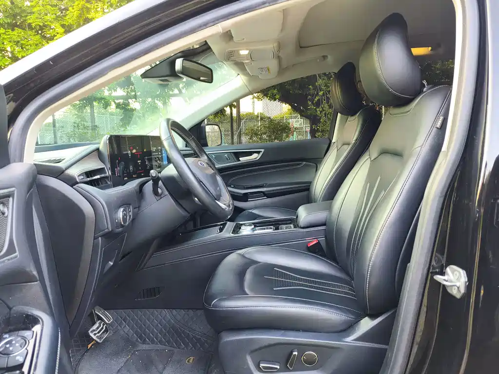 Ford Edge — миниатюра 7