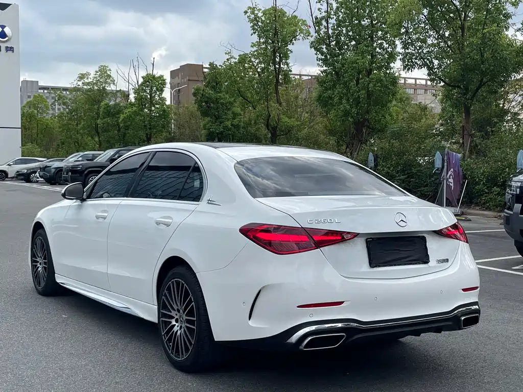 Mercedes-Benz C-Class — миниатюра 18