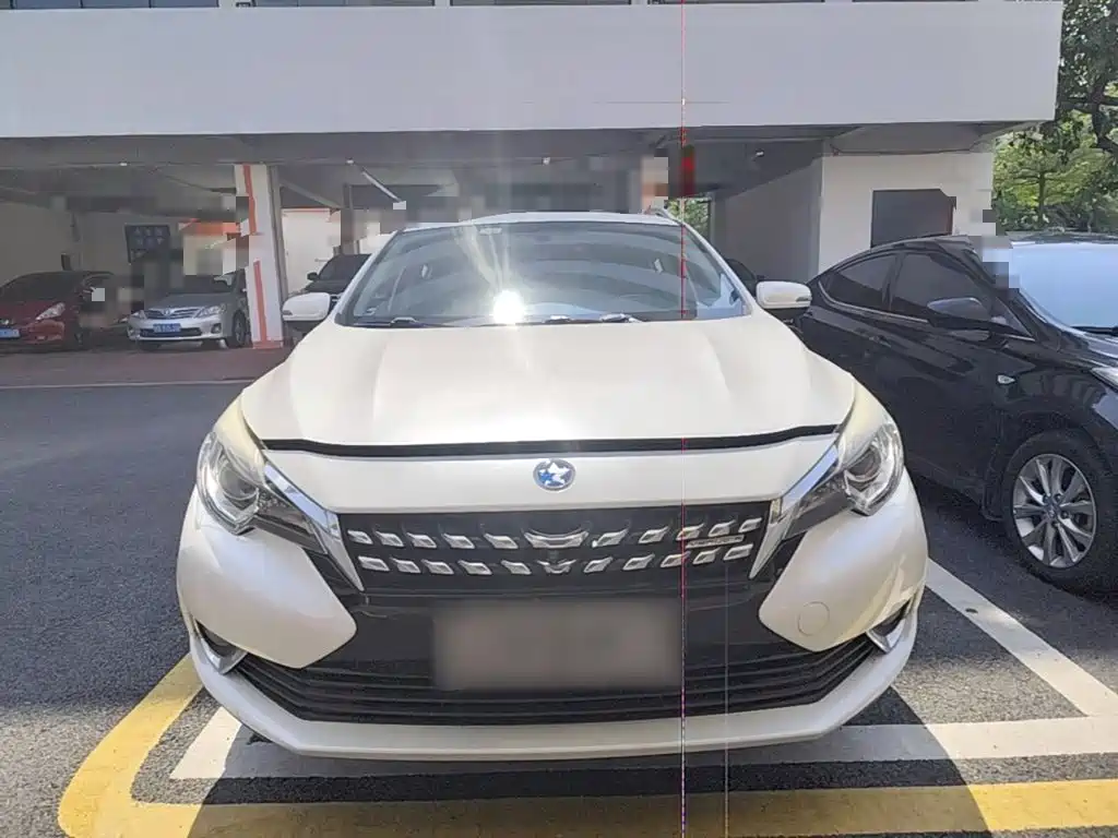 Venucia T90 — миниатюра 3