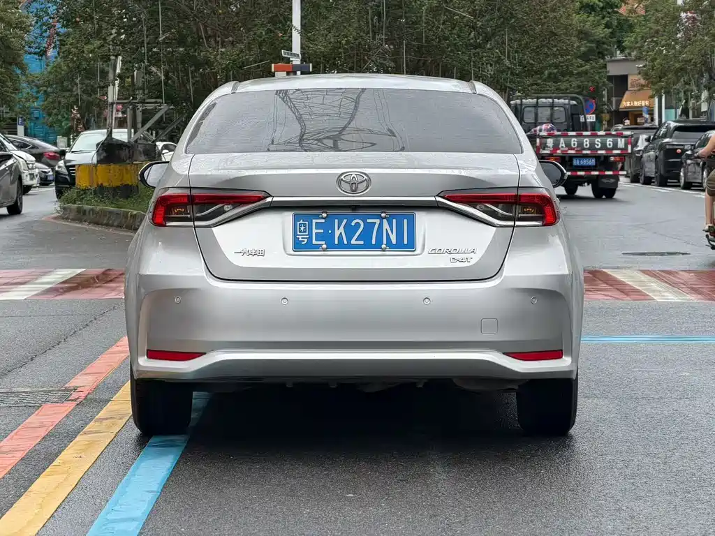 Toyota Corolla — миниатюра 9