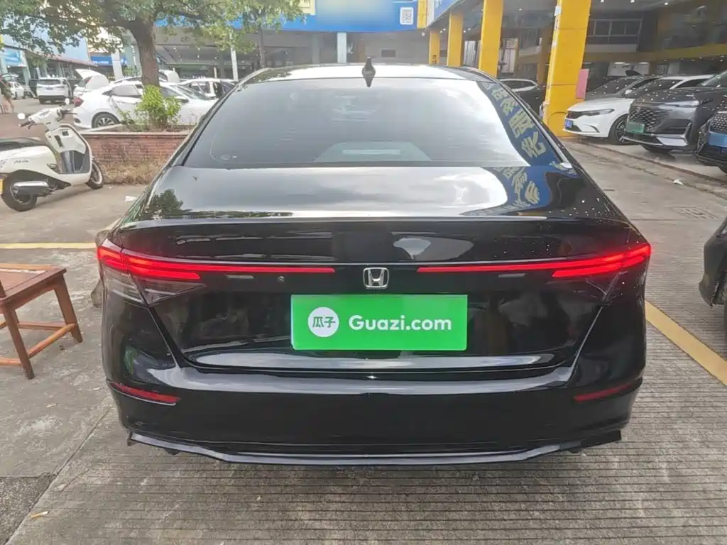 Honda Accord — миниатюра 6