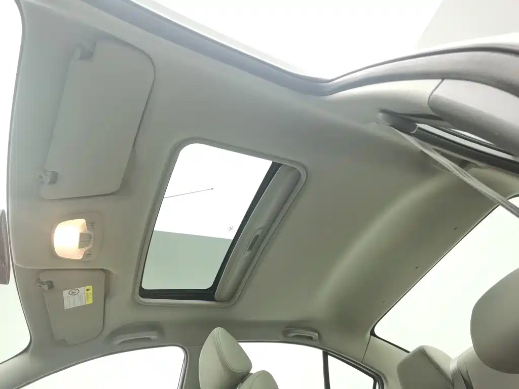 Chevrolet Sail — миниатюра 14