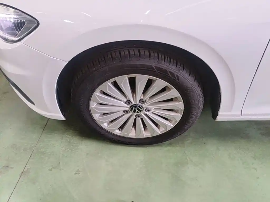 Volkswagen Lavida — миниатюра 23