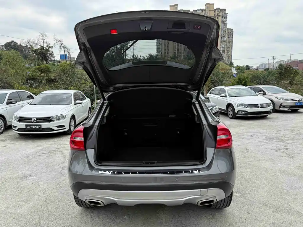 Mercedes-Benz GLA — миниатюра 12