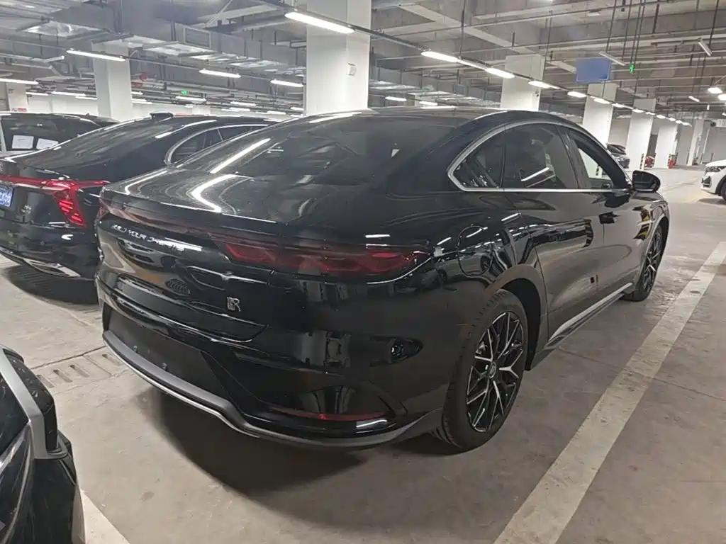 BYD Han — миниатюра 7