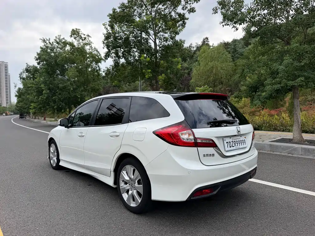 Honda Jade — миниатюра 5