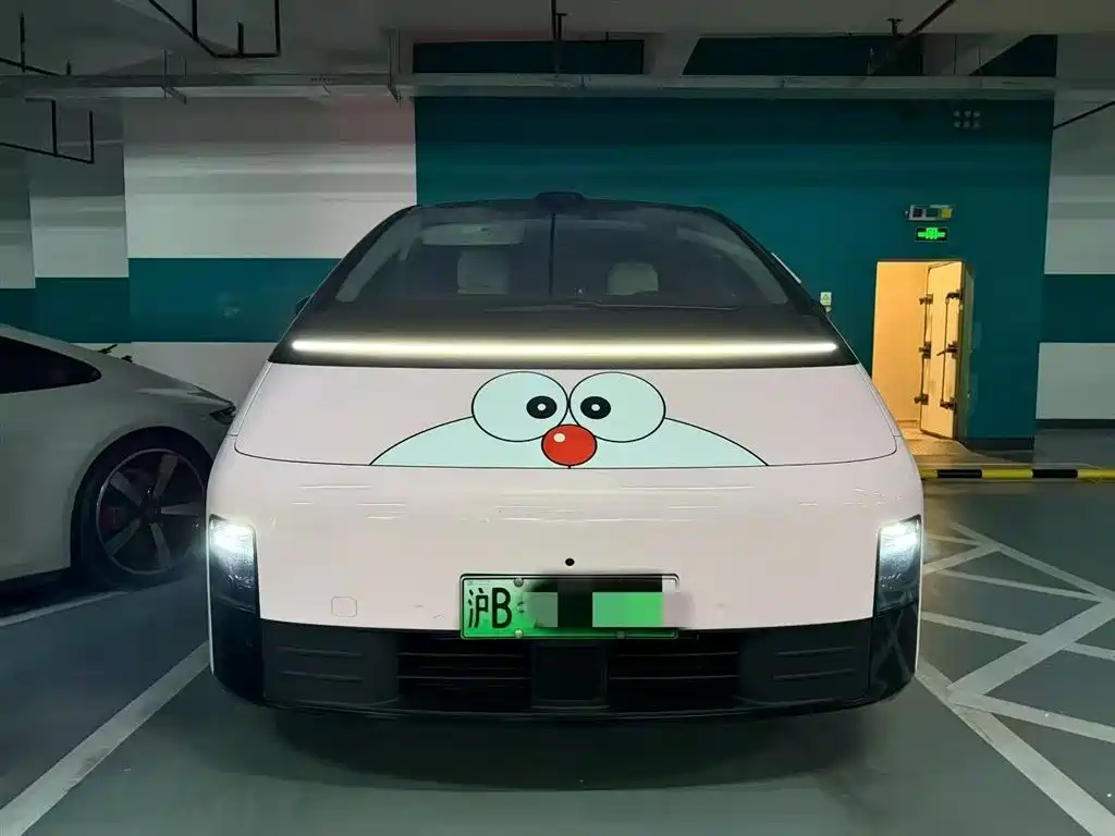 Li Auto MEGA