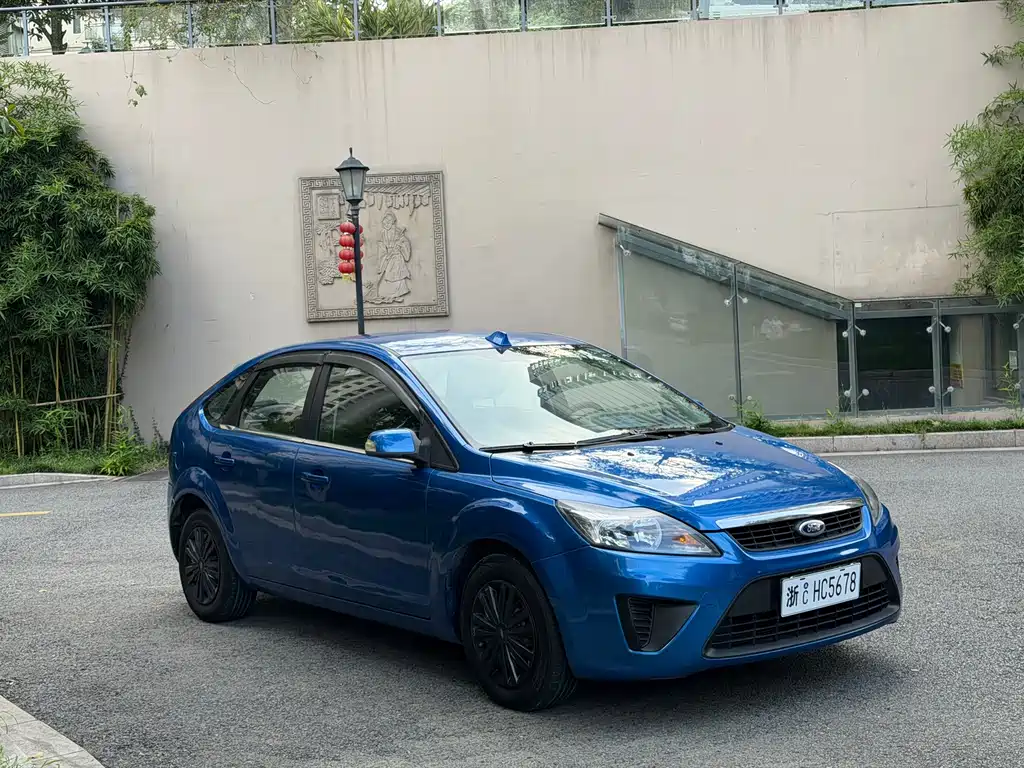 Ford Focus — миниатюра 3