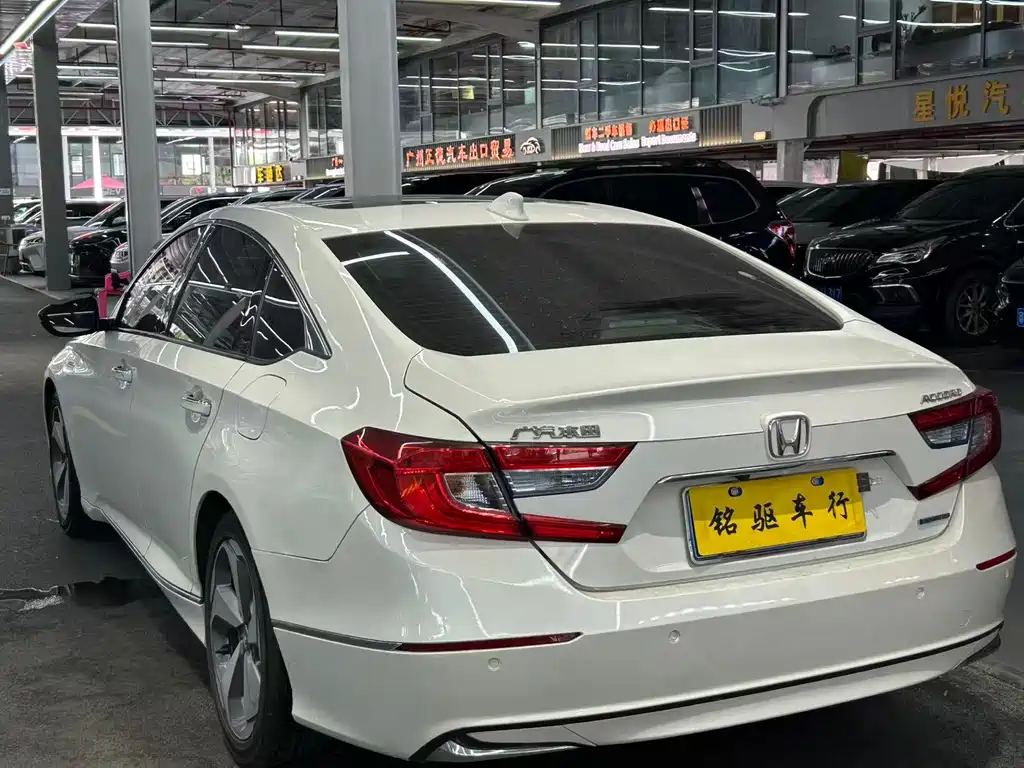 Honda Accord — миниатюра 5