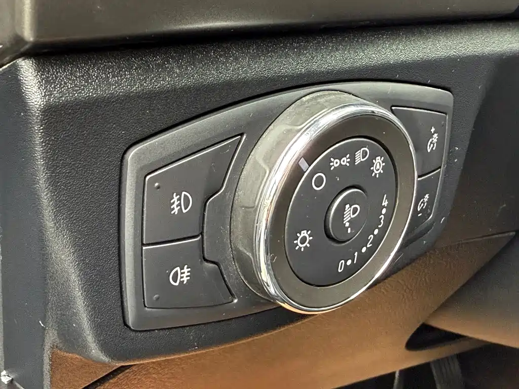 Ford Mondeo — миниатюра 23