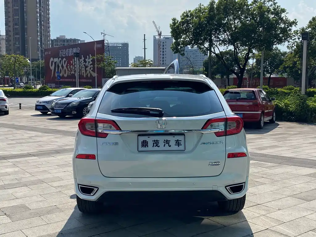 Honda Avancier — миниатюра 4
