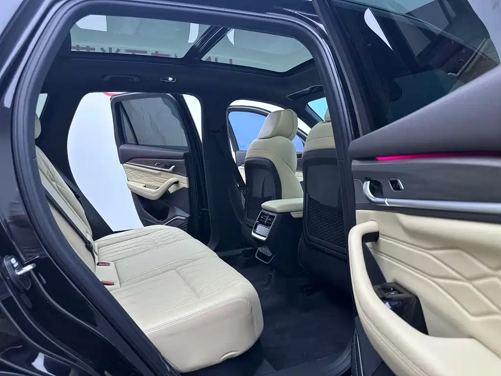 Geely Xingyue L — миниатюра 23