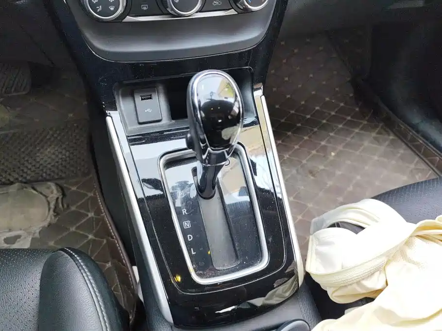 Nissan Sylphy — миниатюра 16