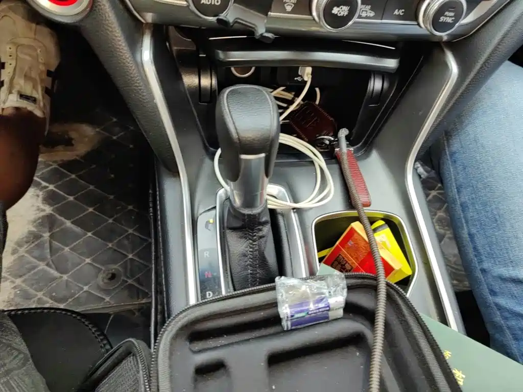 Honda Accord — миниатюра 11