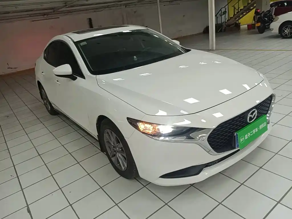 Mazda 3 Axela — миниатюра 4