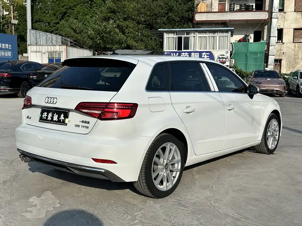 Audi A3 — миниатюра 4