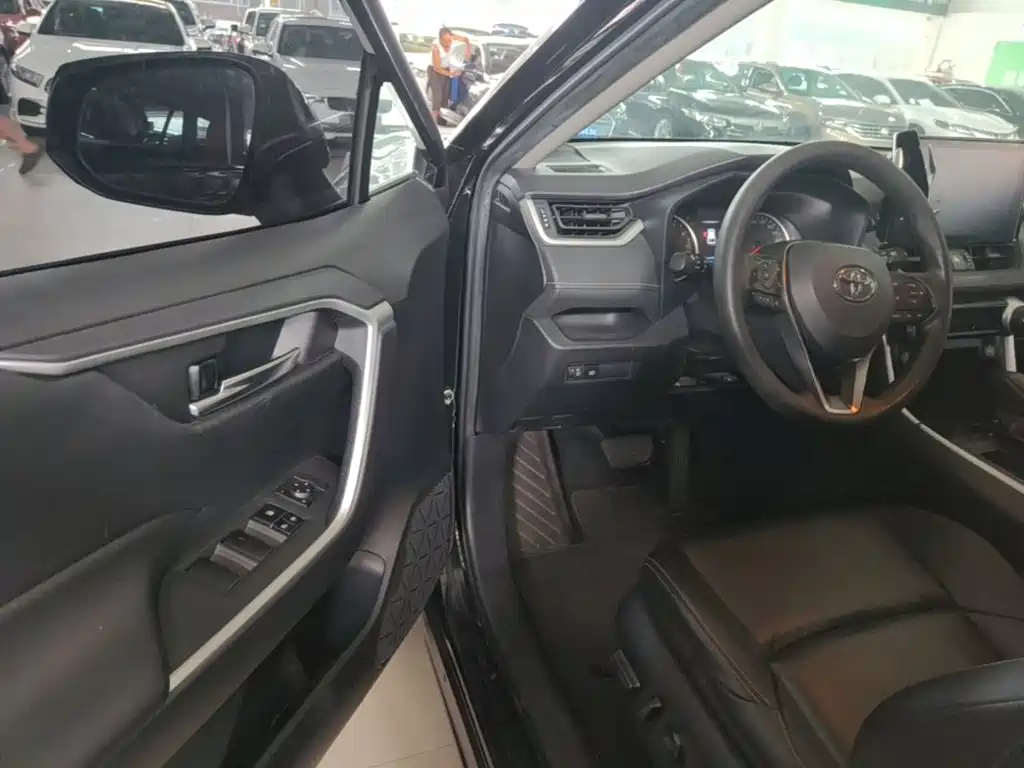 Toyota Wildlander — миниатюра 16
