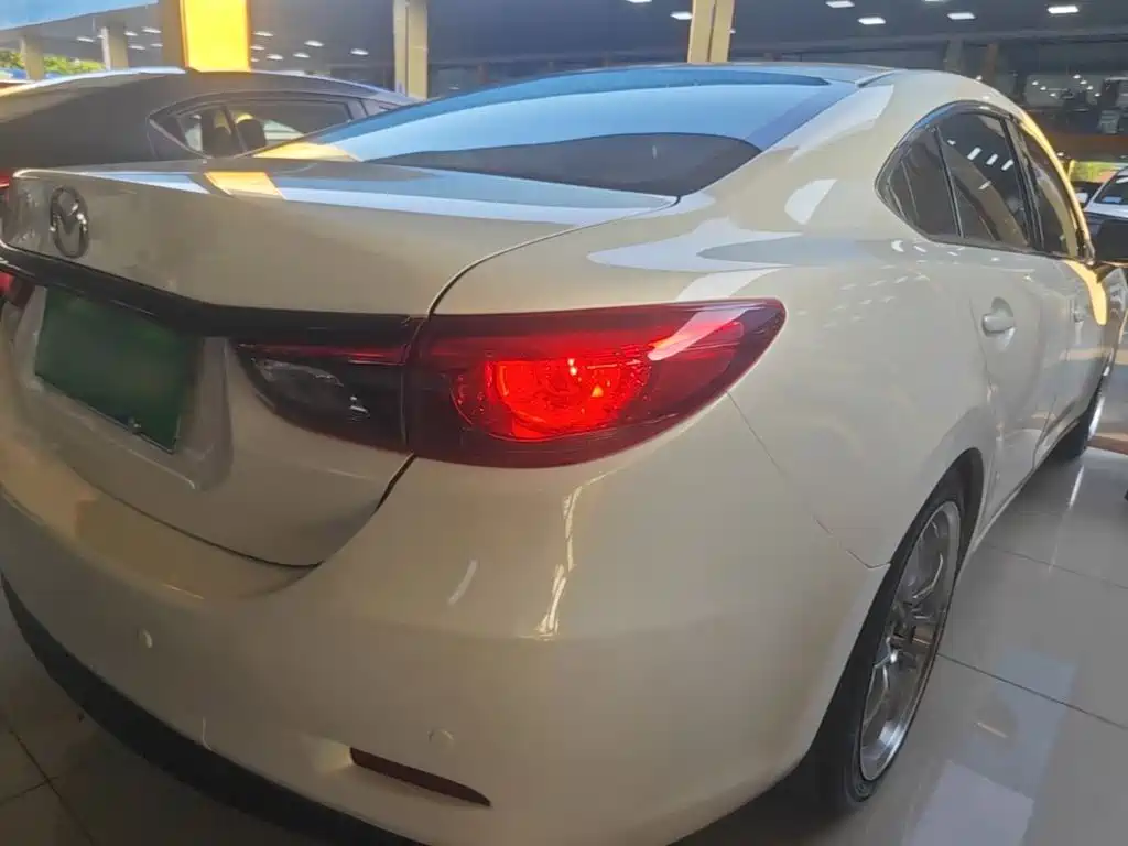 Mazda Atenza — миниатюра 8