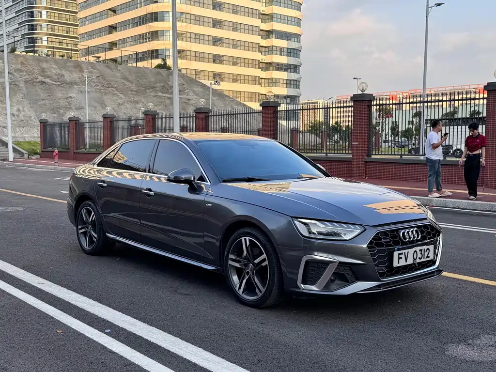 Audi A4L — миниатюра 3