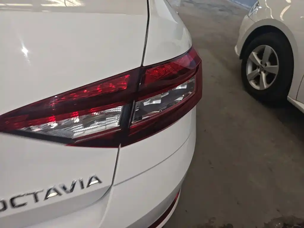 Skoda Octavia — миниатюра 8