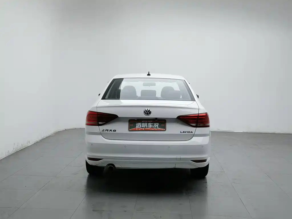 Volkswagen Lavida — миниатюра 4