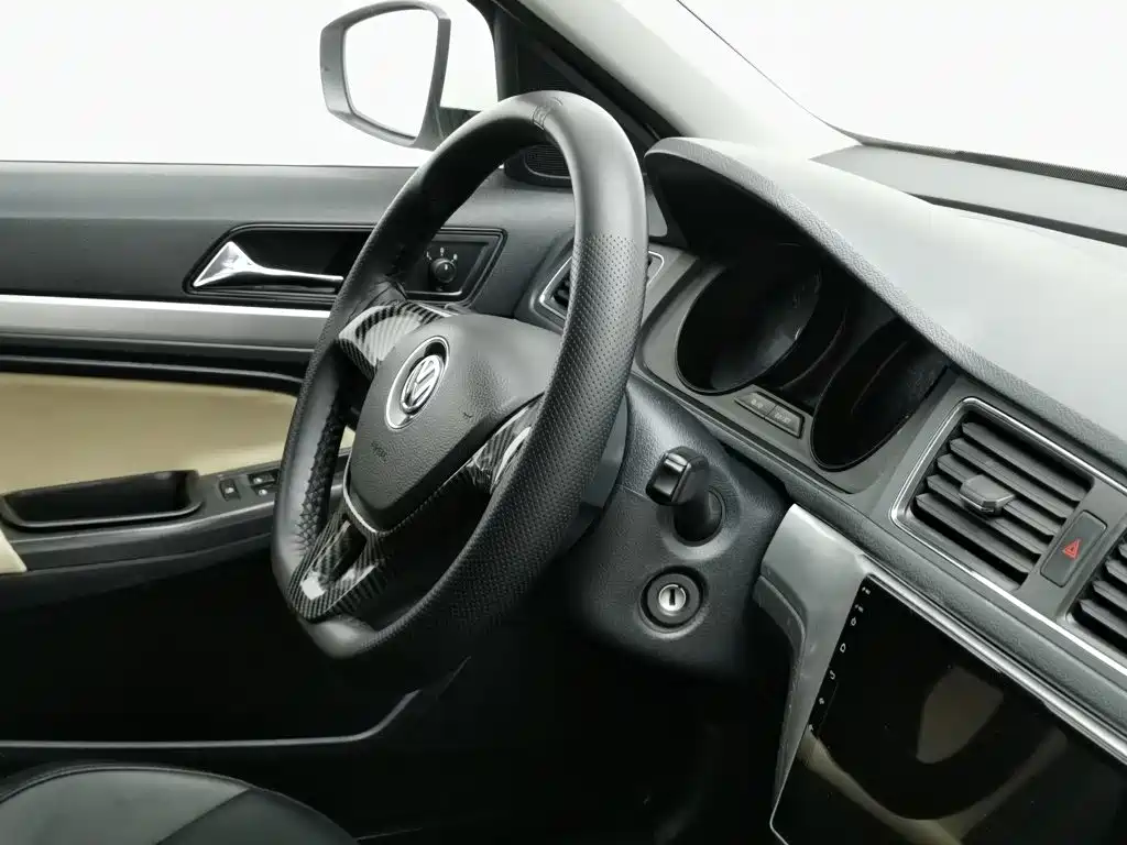 Volkswagen Lavida — миниатюра 22