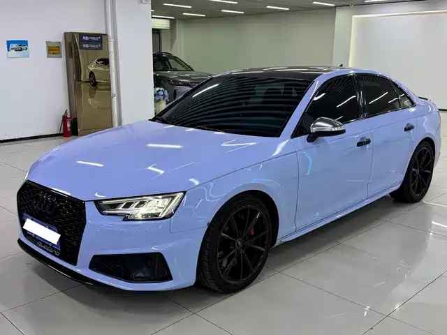 Audi S4