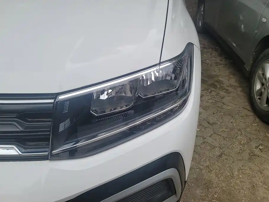 Volkswagen T-Cross — миниатюра 5