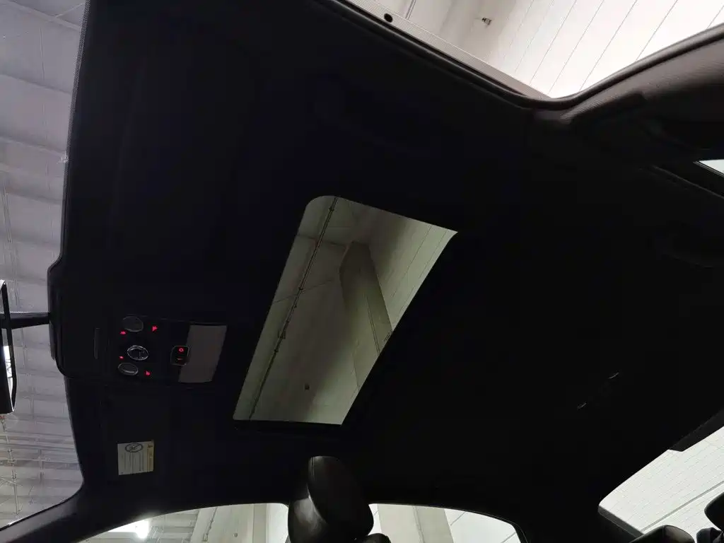 Audi A4L — миниатюра 14