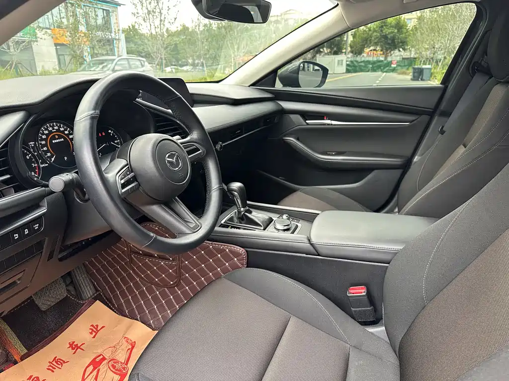 Mazda 3 Axela — миниатюра 4